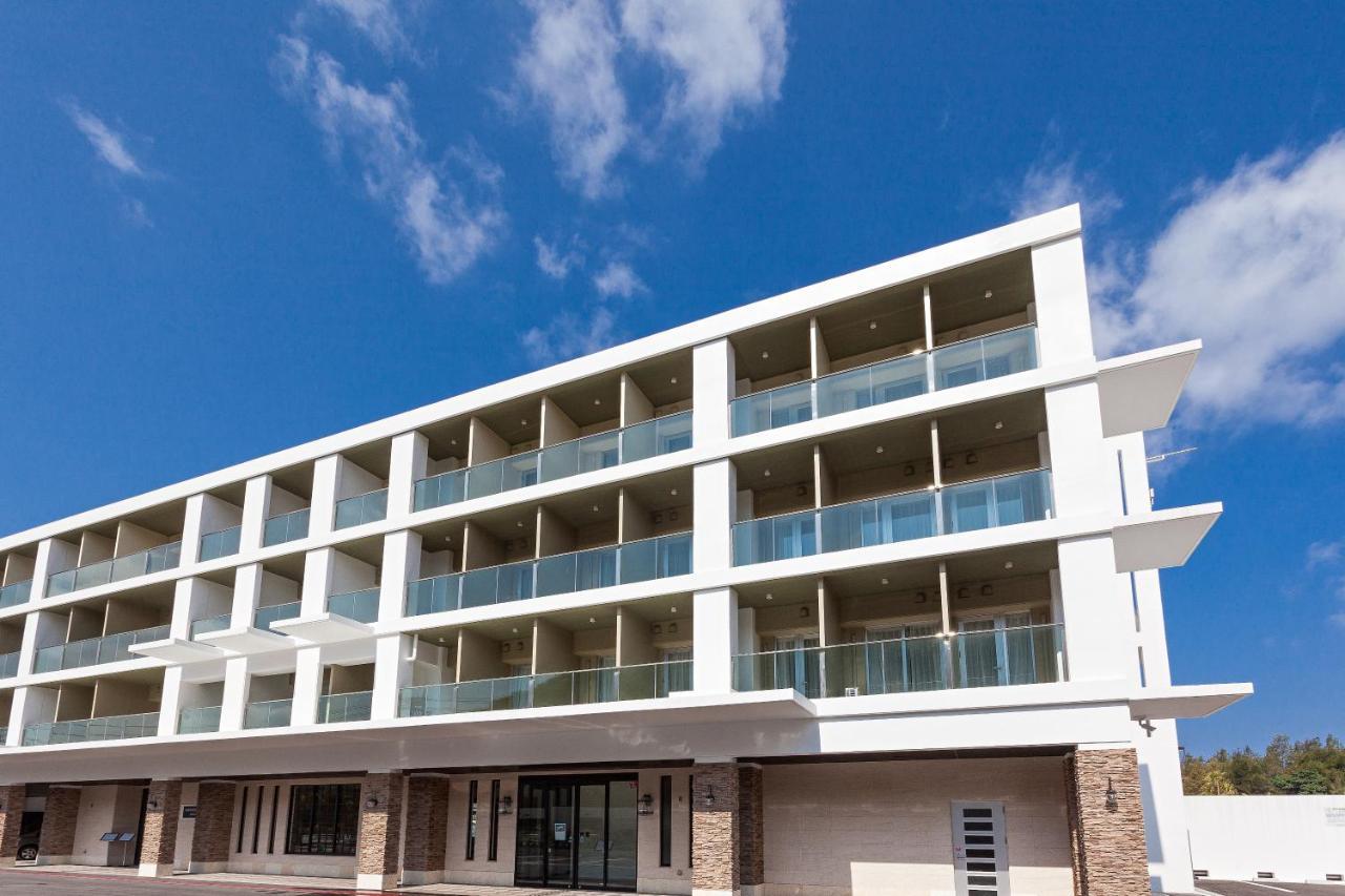 Kariyushi Lch. Resort Nago Extérieur photo